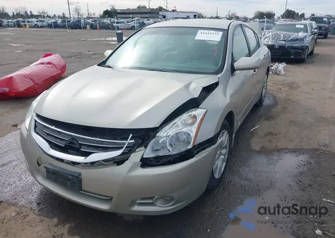2010 Nissan Altima 2.5 S из США, поврежденный, VIN 1N4AL2AP1AC134346